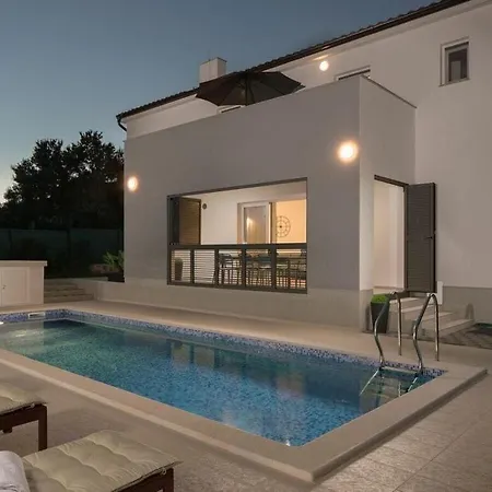 Ii Comfortable Holiday Вилла